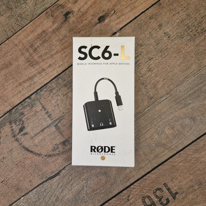 RØDE SC6-L kettős mikrofon és fejhallgató adapter IOS készülékekhez Lightning csatlakozóval