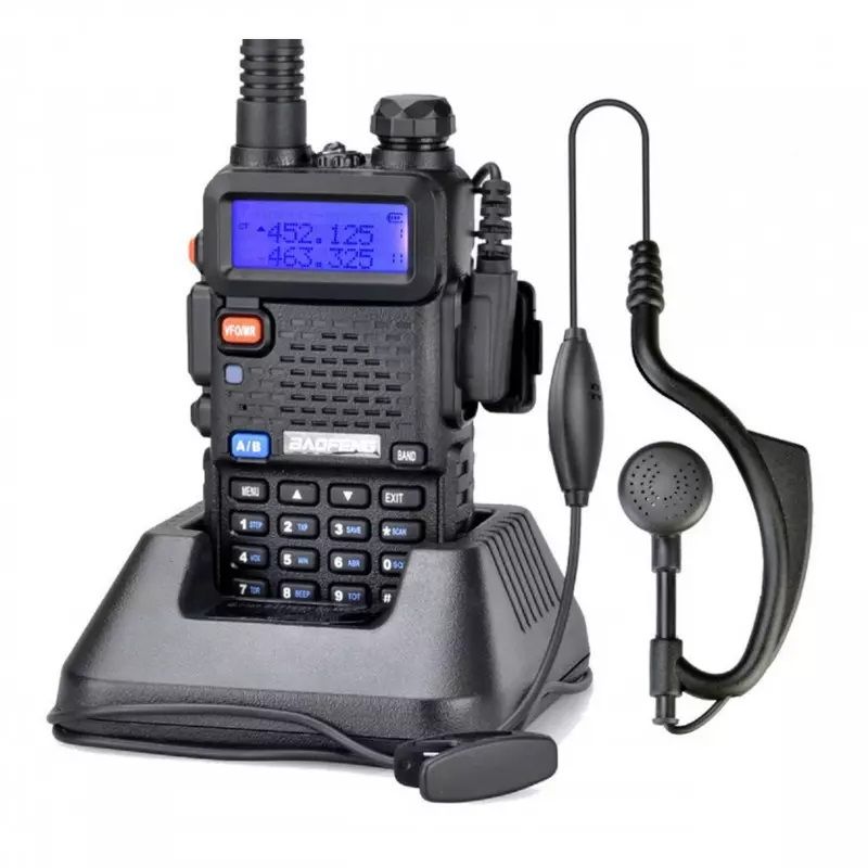 Baofeng UV-5R kézi adó-vevő szett, fülhallgatóval, 1800mAh akkuval