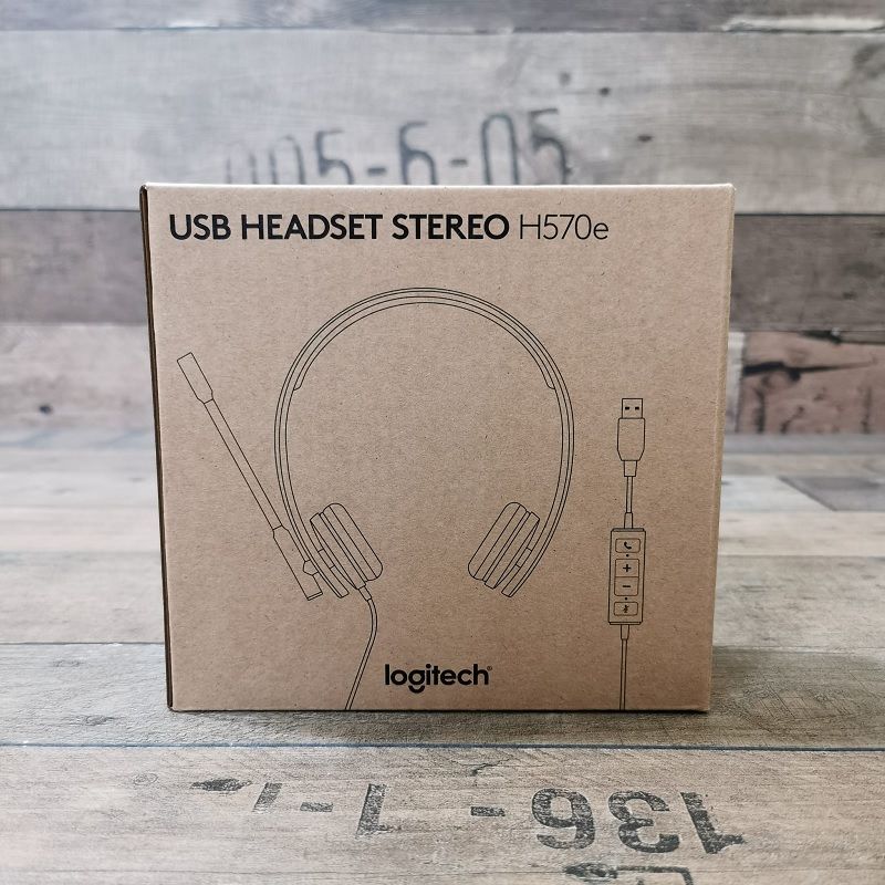 Logitech H570E Stereo USB-A vezetékes fejhallgató, mikrofonnal - fekete (981-000575)