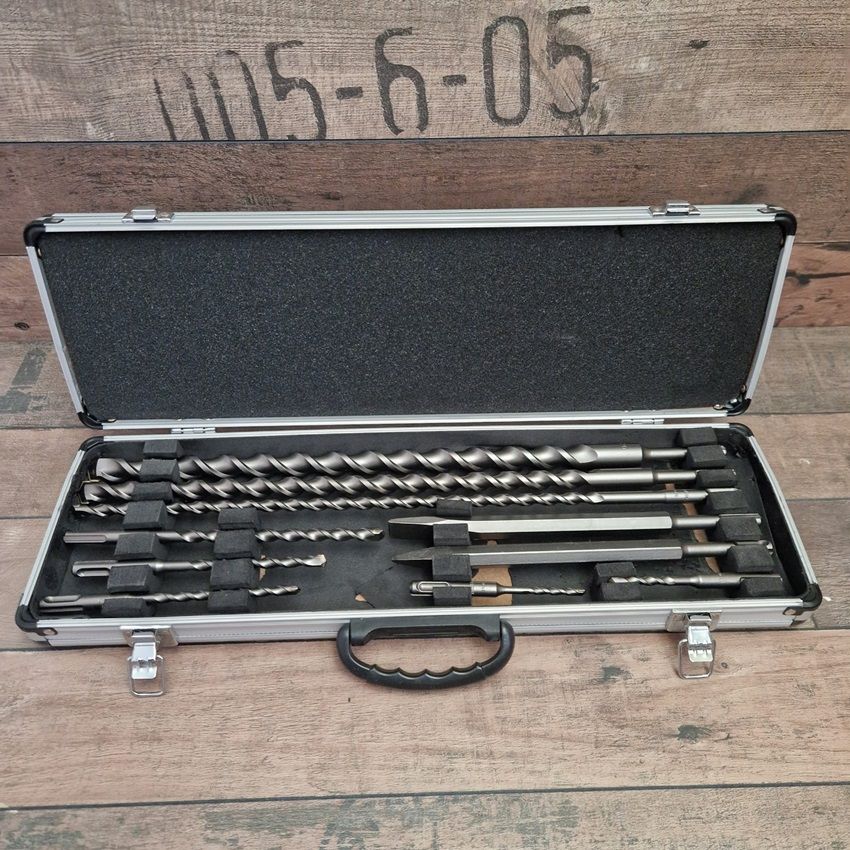 Makita SDS-Plus 10 darabos fúró-véső készlet, alumínium kofferben (D-21191)