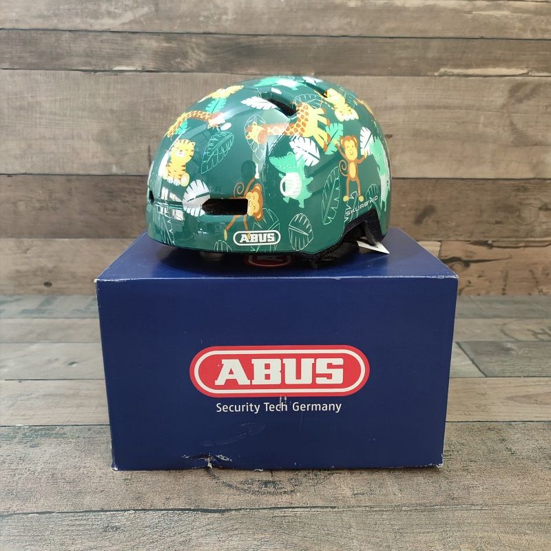 ABUS Skurb Kid bukósisak, "M" 50-55cm - zöld (green jungle)