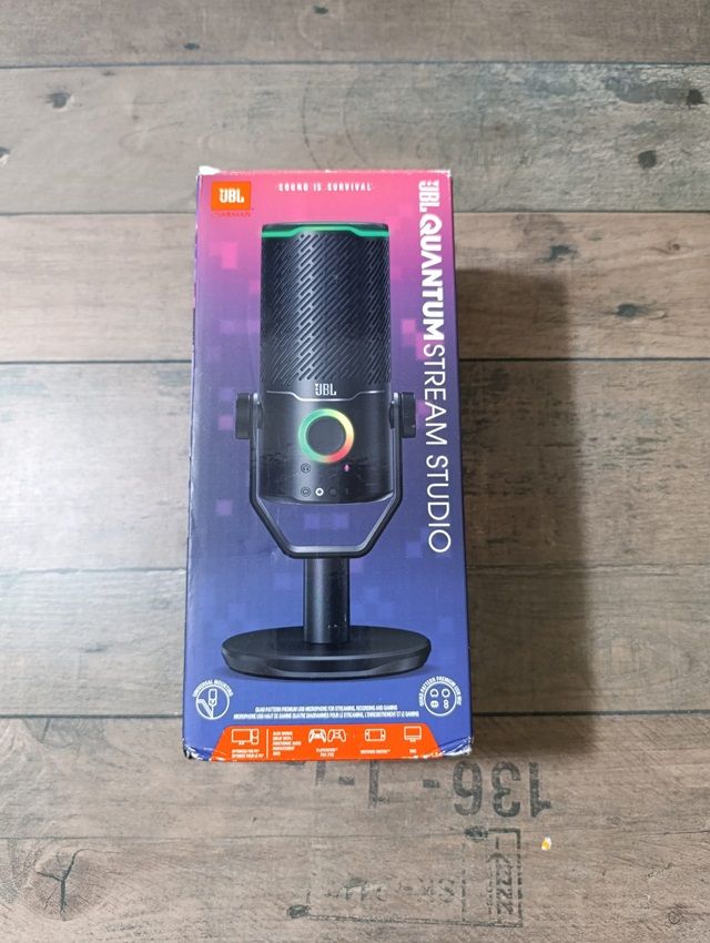 JBL Quantum Stream Studio USB streaming mikrofon - fekete (JBLSTRMSTUDIOBLK)