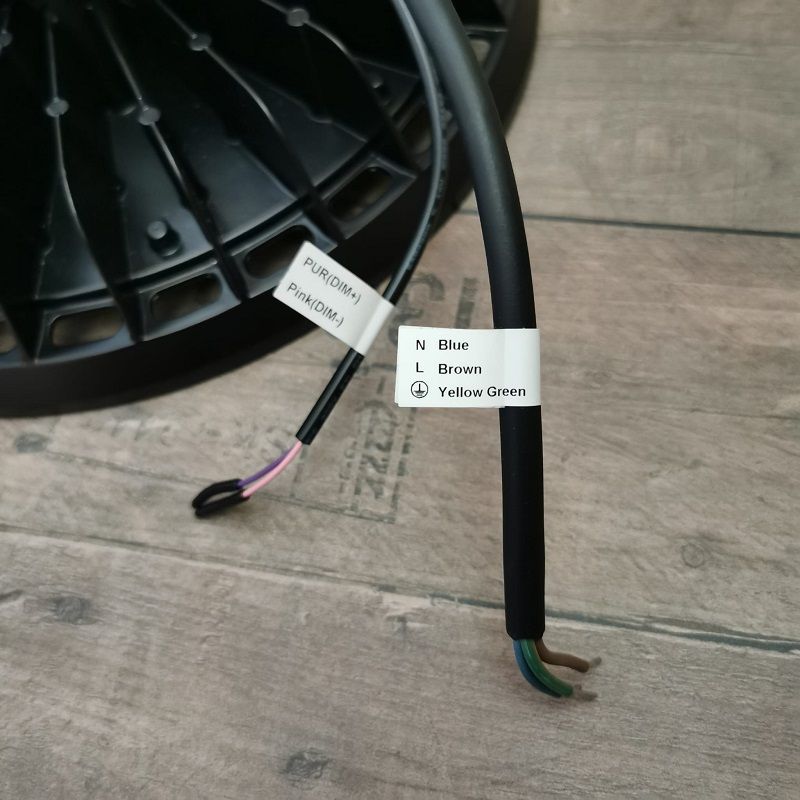 LEDX I2M-L240 függeszthető mennyezeti led lámpa, dimmelhető, 240W, 4000K, IP65, 32x17cm - fekete LEDX I2M-L240 függeszthető mennyezeti led lámpa, dimmelhető, 240W, 4000K, IP65, 32x17cm - fekete