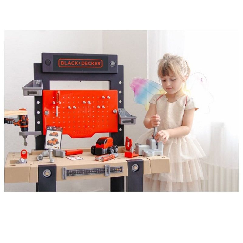Smoby Black & Decker munkapad, fúrógéppel, kisautóval és 92 kiegészítővel (360701)