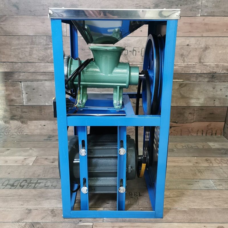 Ipari állványos húsdaráló, kerekekkel, 150kg/óra, 2200W, 220V Ipari állványos húsdaráló, kerekekkel, 150kg/óra, 2200W, 220V