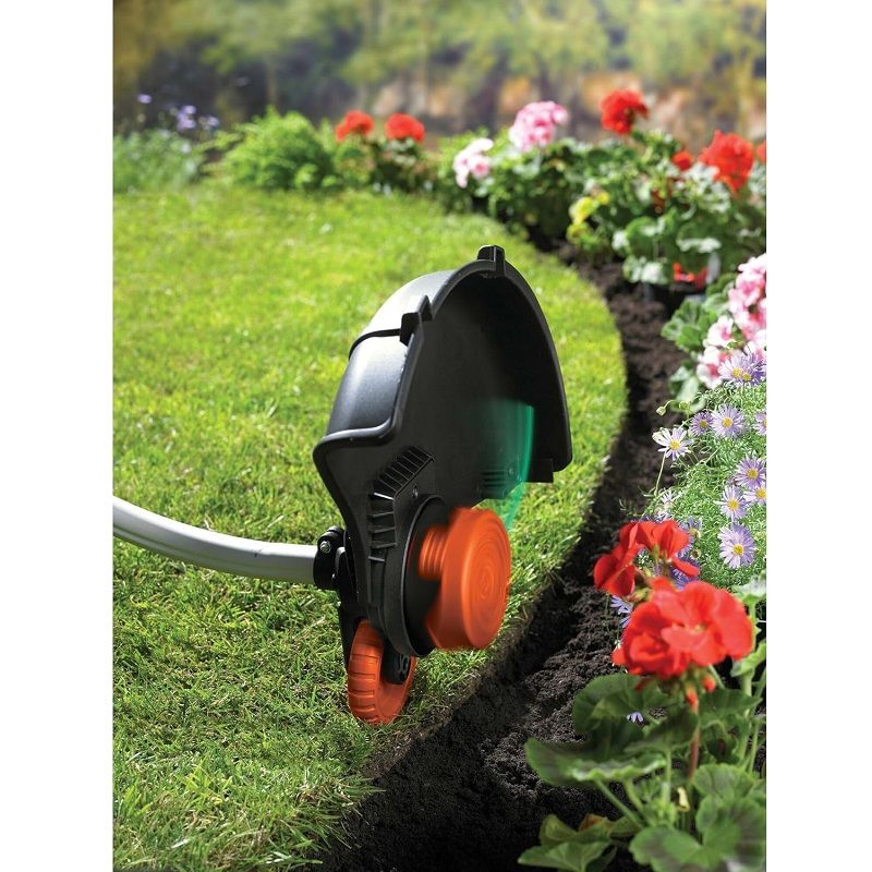 Black&Decker GL7033CAKIT-QS elektromos szegélynyíró, 700W, 33cm-es vágási szélességgel, 10m hosszabbítóval Black&Decker GL7033CAKIT-QS elektromos szegélynyíró, 700W, 33cm-es vágási szélességgel, 10m hosszabbítóval
