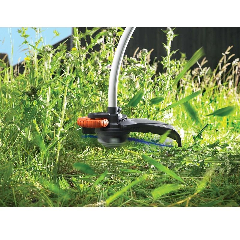 Black&Decker GL7033CAKIT-QS elektromos szegélynyíró, 700W, 33cm-es vágási szélességgel, 10m hosszabbítóval Black&Decker GL7033CAKIT-QS elektromos szegélynyíró, 700W, 33cm-es vágási szélességgel, 10m hosszabbítóval
