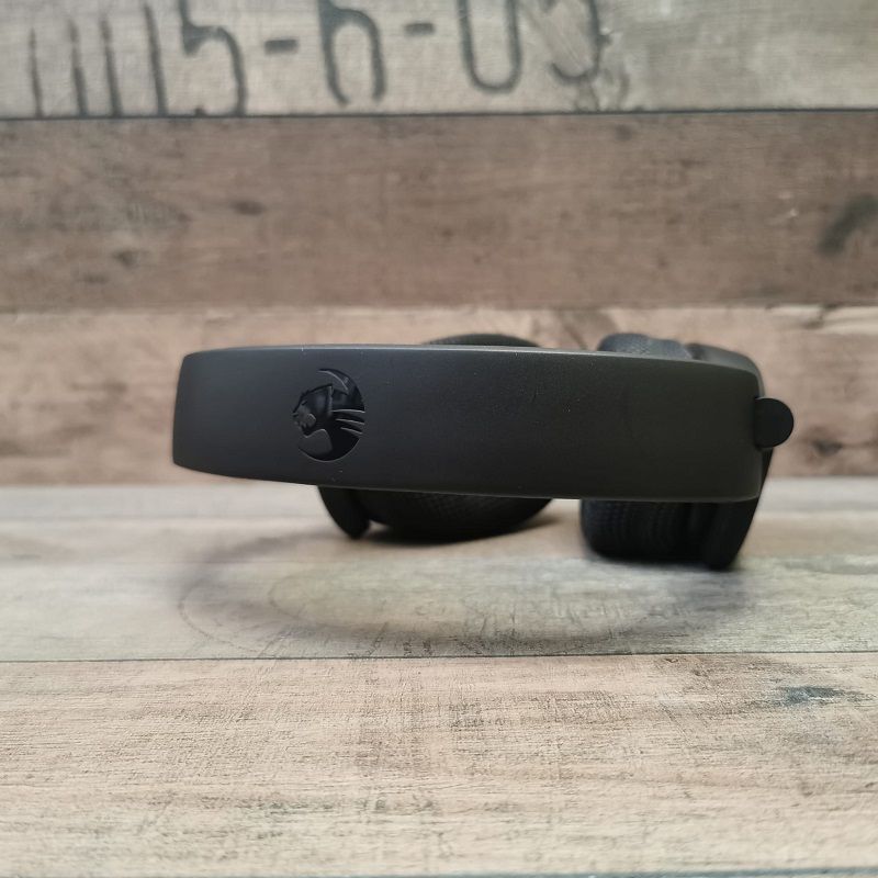 ROCCAT SYN Pro Air vezeték nélküli gamer fejhallgató mikrofonnal (ROC-14-150-02) - használt ROCCAT SYN Pro Air vezeték nélküli gamer fejhallgató mikrofonnal (ROC-14-150-02) - használt