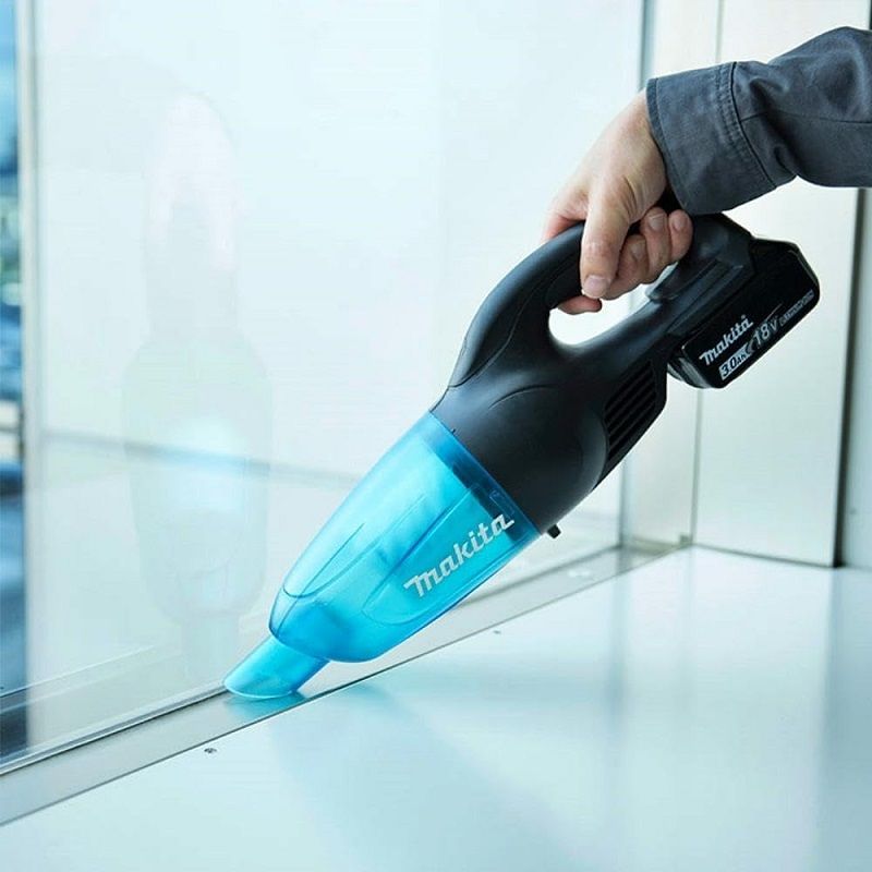 Makita DCL180ZB akkus álló- és morzsaporszívó, alapgép, 18V, 30W - zöld Makita DCL180ZB akkus álló- és morzsaporszívó, alapgép, 18V, 30W - zöld