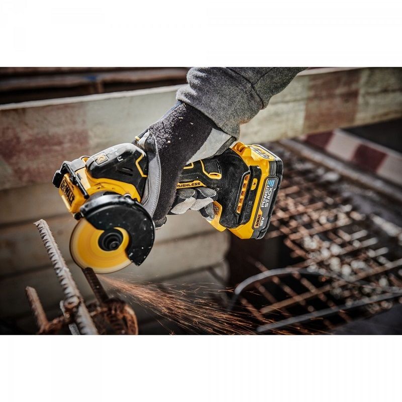 DeWalt DCS438N akkus vágószerszám XR 18V, 76mm, akku és töltő nélkül (DCS438N-XJ) DeWalt DCS438N akkus vágószerszám XR 18V, 76mm, akku és töltő nélkül (DCS438N-XJ)