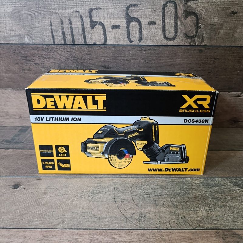 DeWalt DCS438N akkus vágószerszám XR 18V, 76mm, akku és töltő nélkül (DCS438N-XJ) DeWalt DCS438N akkus vágószerszám XR 18V, 76mm, akku és töltő nélkül (DCS438N-XJ)