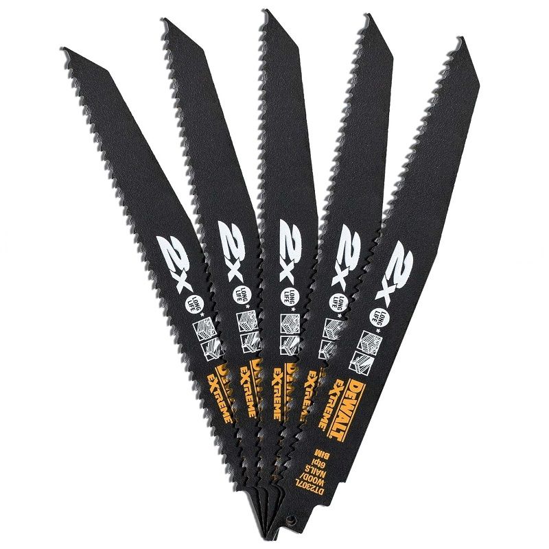 DeWalt DT2307L-QZ kardfűrészlap fa és szögek vágására, 228mm, 5db/csomag DeWalt DT2307L-QZ kardfűrészlap fa és szögek vágására, 228mm, 5db/csomag
