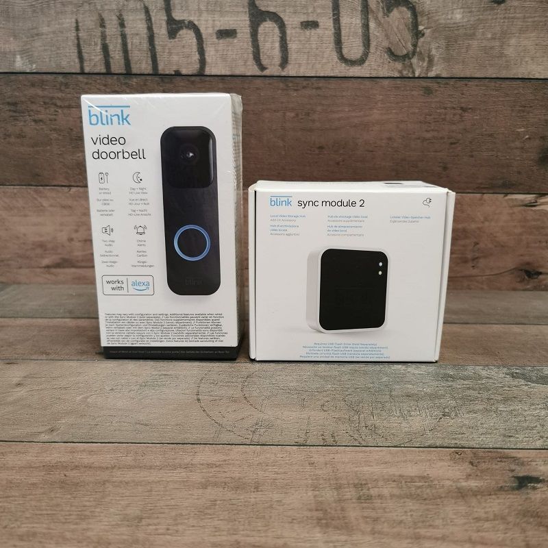 Amazon Blink vezeték nélküli kapucsengő és Blink Sync Module 2 vezérlő készlet - fekete/fehér Amazon Blink vezeték nélküli kapucsengő és Blink Sync Module 2 vezérlő készlet - fekete/fehér
