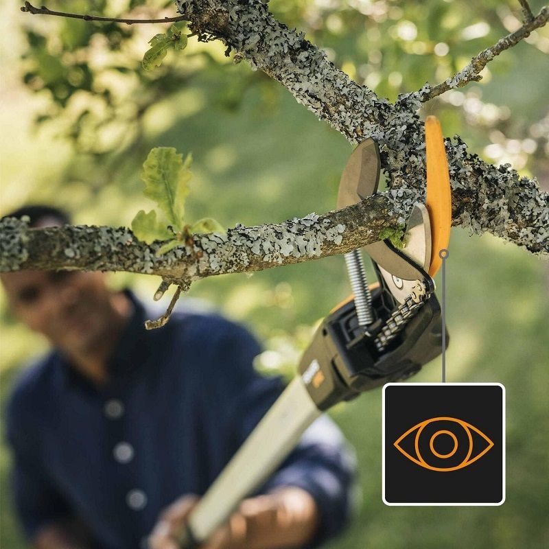 Fiskars PowerGearX UPX82 magassági ágvágó, 160cm (1023625) Fiskars PowerGearX UPX82 magassági ágvágó, 160cm (1023625)
