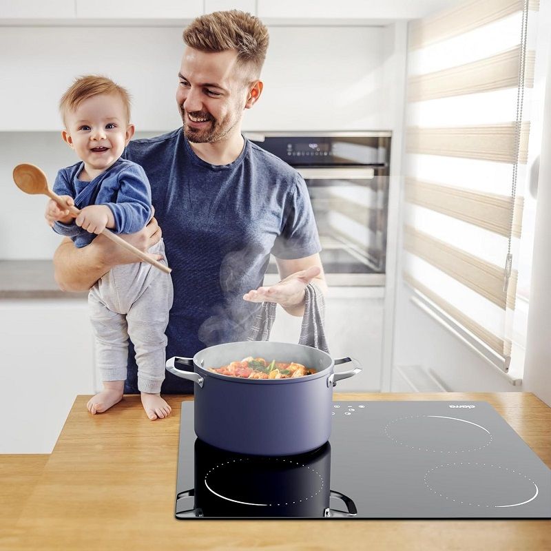Ciarra 4 zónás beépített indukciós főzőlap, 6000W, 590x520x62mm - fekete (CBBIH4-C) Ciarra 4 zónás beépített indukciós főzőlap, 6000W, 590x520x62mm - fekete (CBBIH4-C)