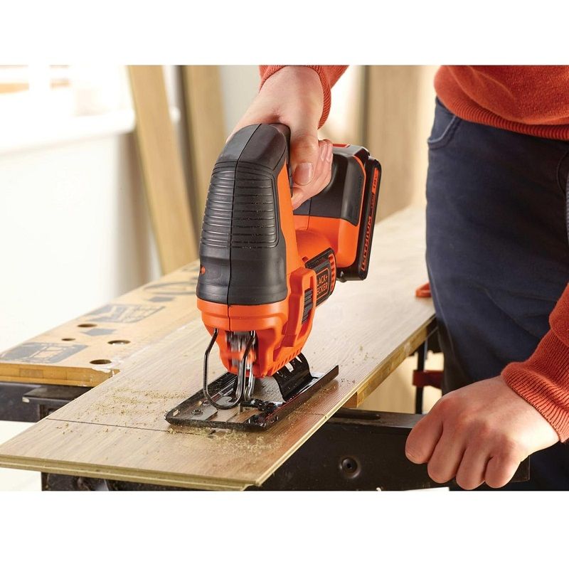 Black&Decker BDCJS18N-XJ dekopírfűrész 18V, 19mm, 55mm, akku és töltő nélkül