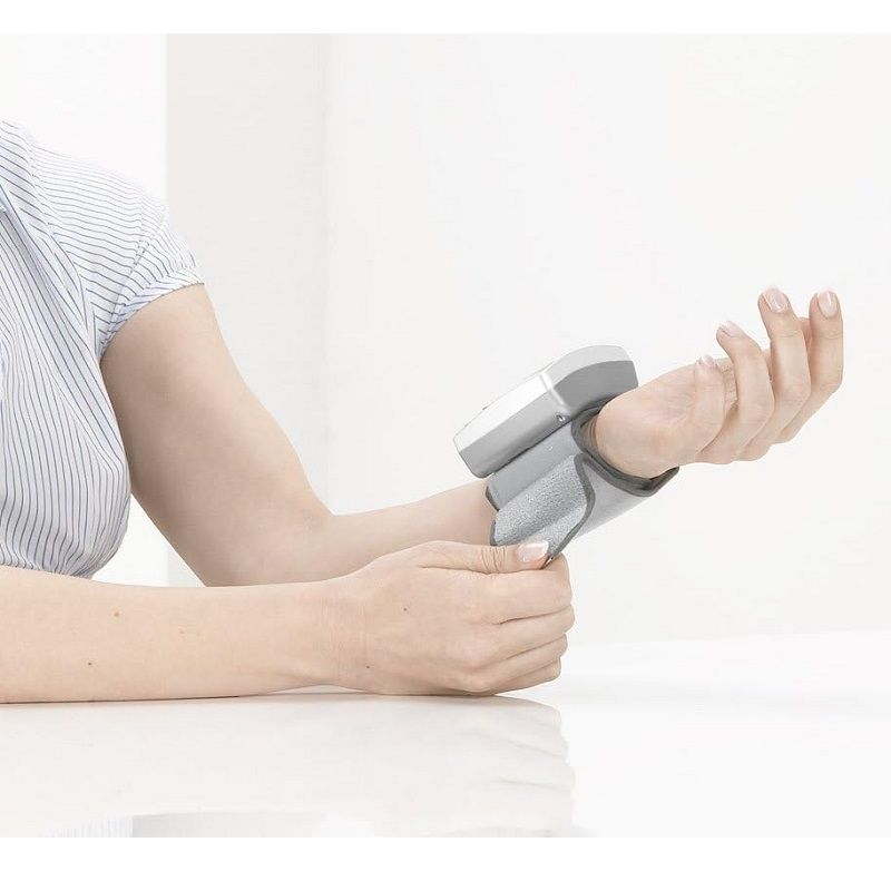 Sanitas SBM 03 csuklós vérnyomásmérő, 60 memóriával, 14-19,5cm (651.21)