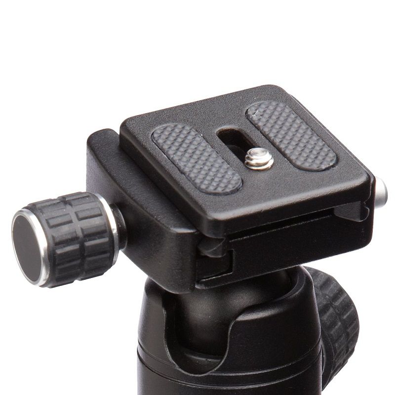 AmazonBasics szénszálas fényképezőgép-állvány, tripod, hordtáskával, 132 cm AmazonBasics szénszálas fényképezőgép-állvány, tripod, hordtáskával, 132 cm
