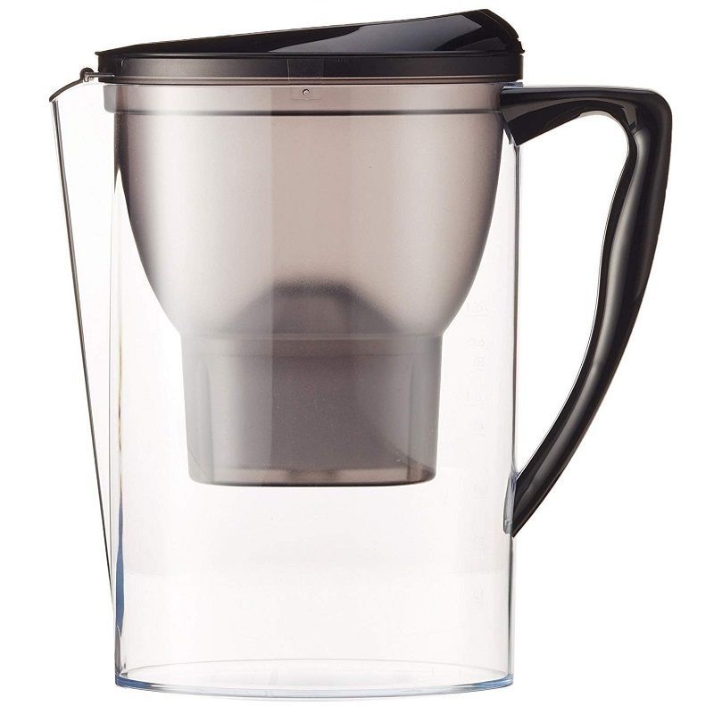 Amazon Basics vízszűrő kancsó, szűrővel együtt, 2.3lit - fekete Amazon Basics vízszűrő kancsó, szűrővel együtt, 2.3lit - fekete