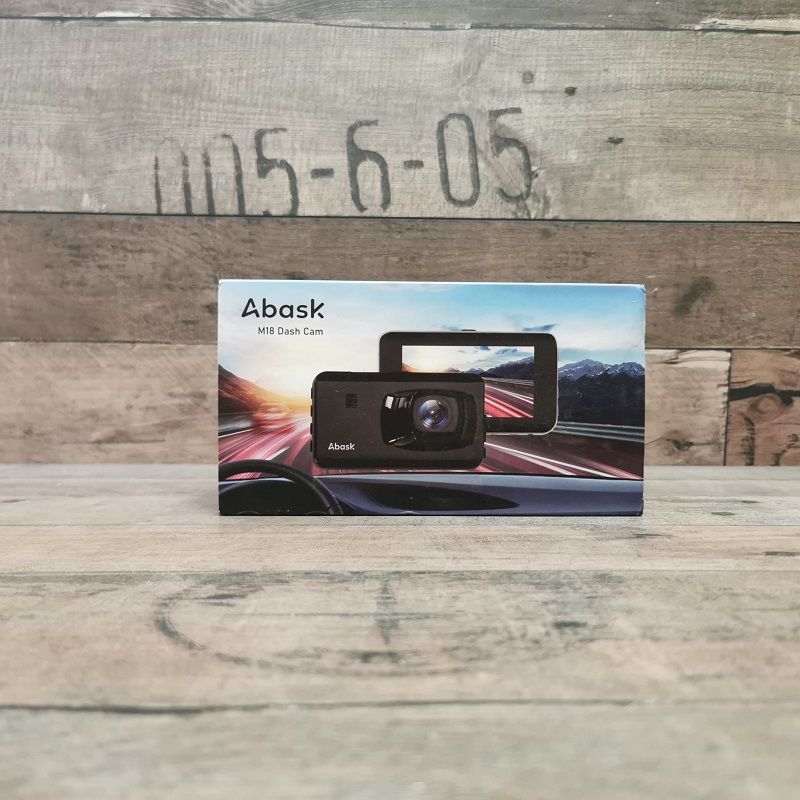 Abask M18 menetrögzítő kamera, 3" kijelző, 4K videó, 1080P tolatókamerával, G-szenzor