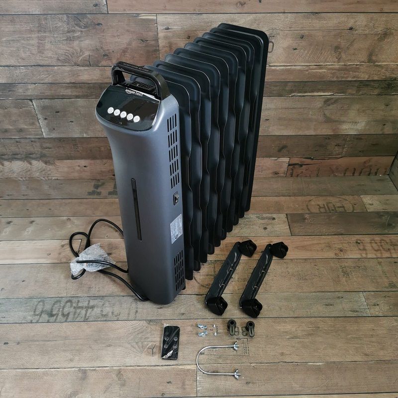 Amazon Basics elektromos olajradiátor távirányítóval, időzítővel, ECO móddal, 2500W - fekete (CY83RR-11)