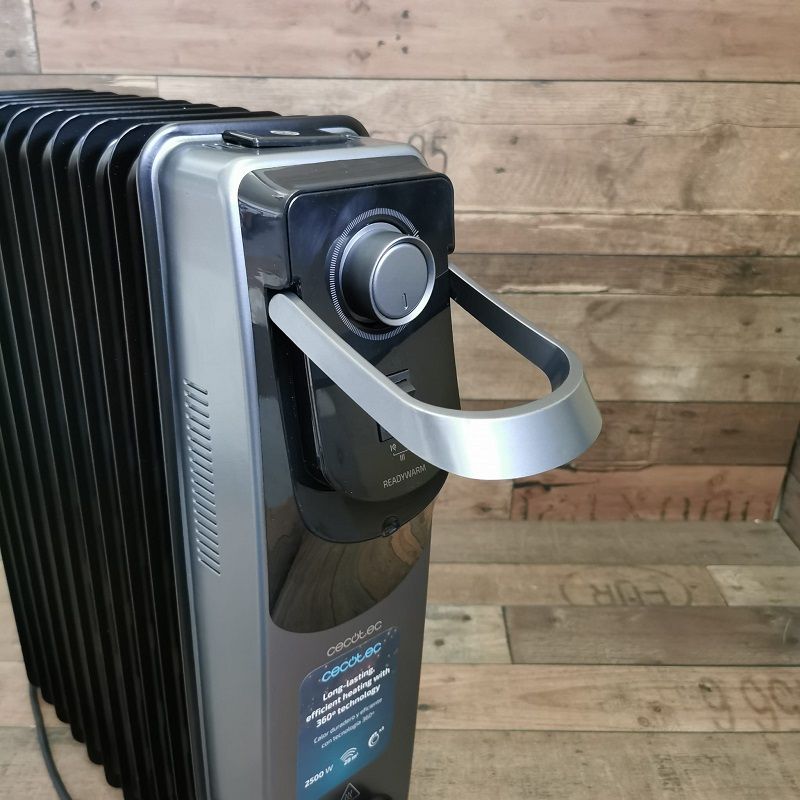 Cecotec ReadyWarm 11000 Space 360º elektromos olajradiátor, 1000W, 1500W, 2500W - fekete (05891)