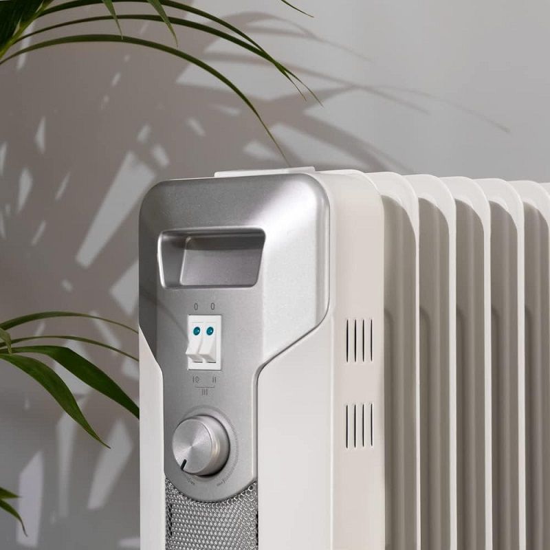 Cecotec ReadyWarm 5650 Space elektromos olajradiátor, 2000W - fehér