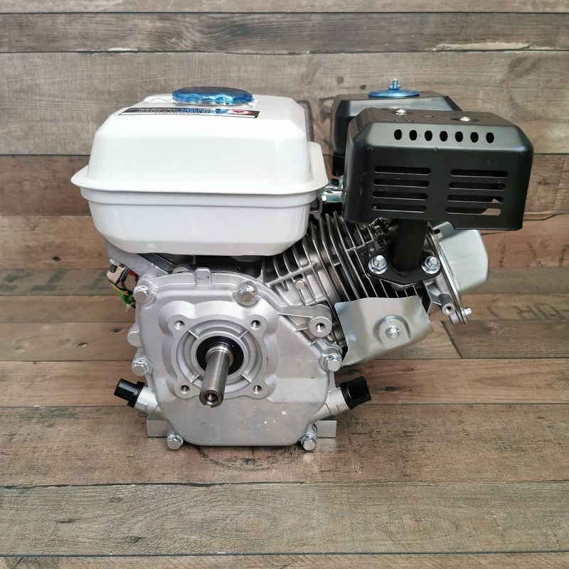 GX200 berántós egyhengeres benzinmotor 5,5 LE, 196ccm GX200 berántós egyhengeres benzinmotor 5,5 LE, 196ccm