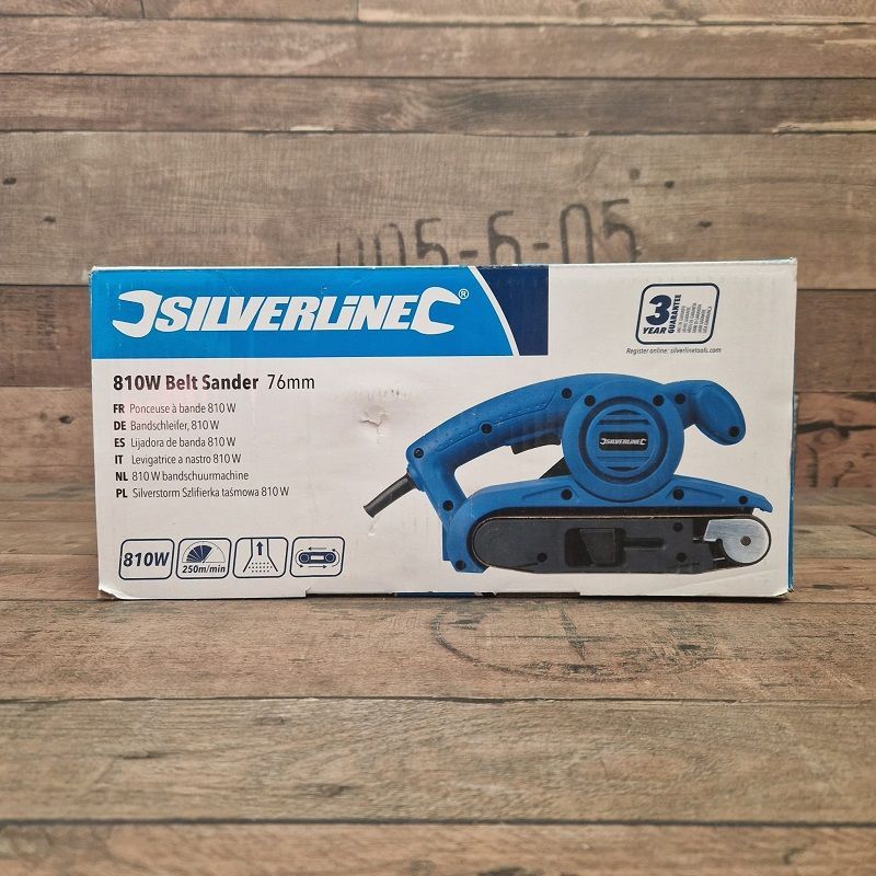 Silverline Tools kézi szalagcsiszoló, 810W, 76mm (631320) Silverline Tools kézi szalagcsiszoló, 810W, 76mm (631320)