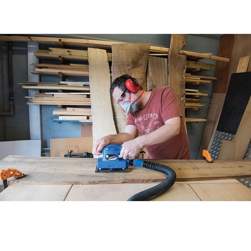 Silverline Tools excenter csiszológép, 1/3-os, 135W, IP20 (521333) Silverline Tools excenter csiszológép, 1/3-os, 135W, IP20 (521333)