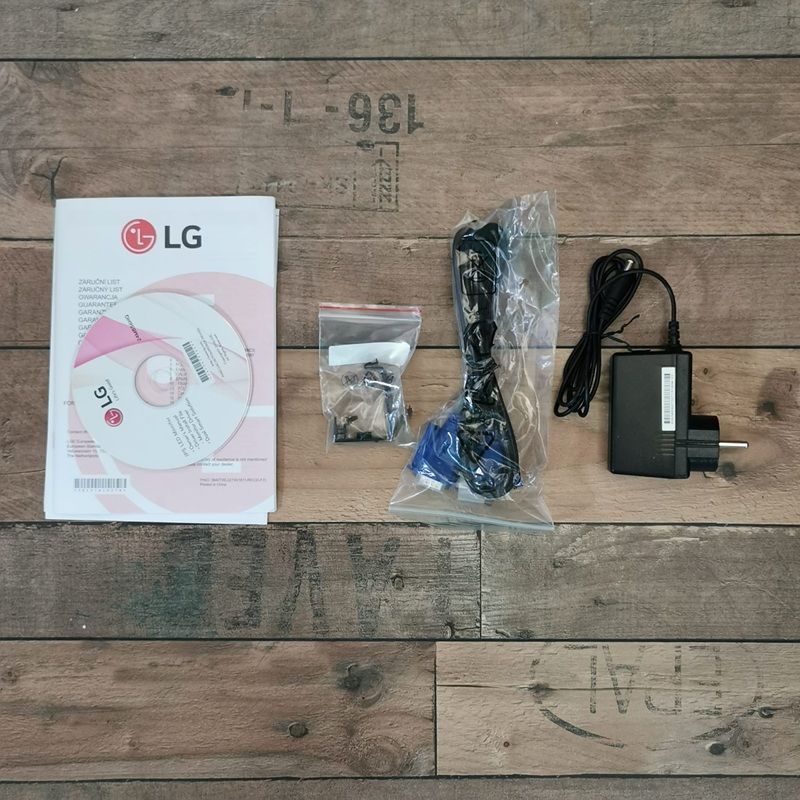 LG 24MB56HQ-B 24" IPS led monitor - fekete (használt)