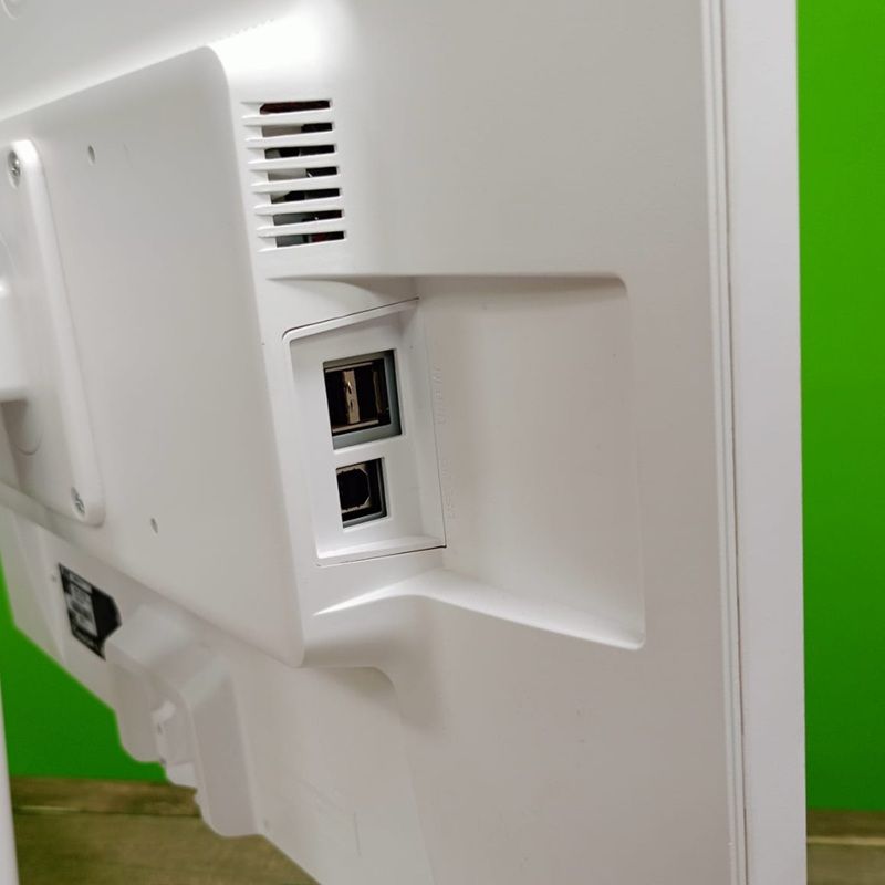 LG 24MB65PY-W 24" IPS led monitor - fehér (használt)